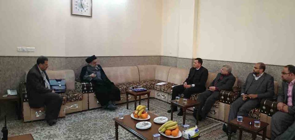 وفد مركز كربلاء للدراسات والبحوث في ضيافة السيد الشهرستاني