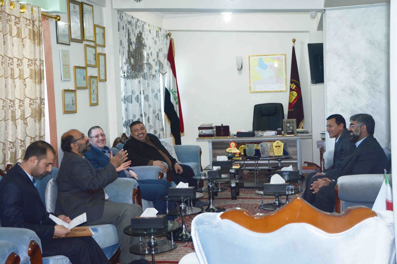 البروفسور السيد حسن عباس أستاذ كلية الشؤون الامنية الدولية جامعة الدفاع الوطني الامريكية  في ضيافة مركز كربلاء للدراسات والبحوث
