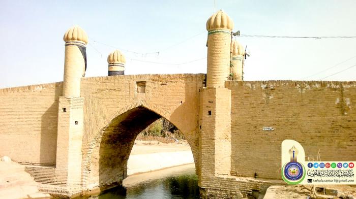 القنطرة البيضاء من المعالم والآثار الكربلائية