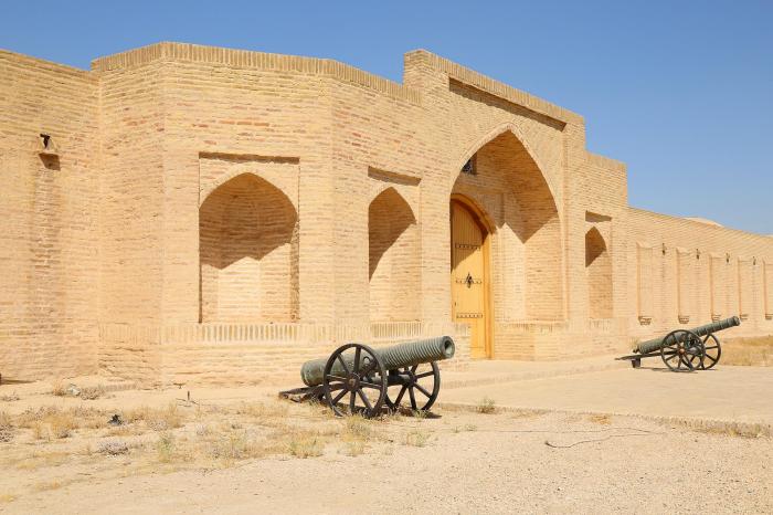 خان النخيلة ( خان الربع ) 2