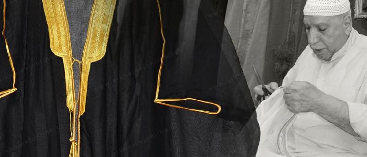 الحرف التراثية في كربلاء ... حياكة العباءة - البشت -