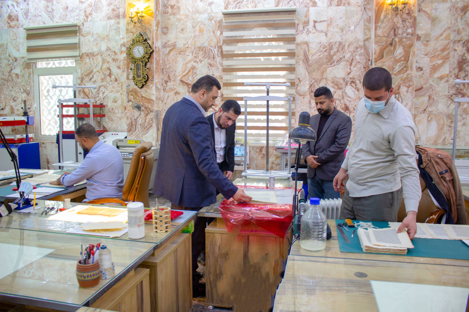 وفد مركز كربلاء في ضيافة مركز الامام الحسين لترميم المخطوطات ورعاية الباحثين