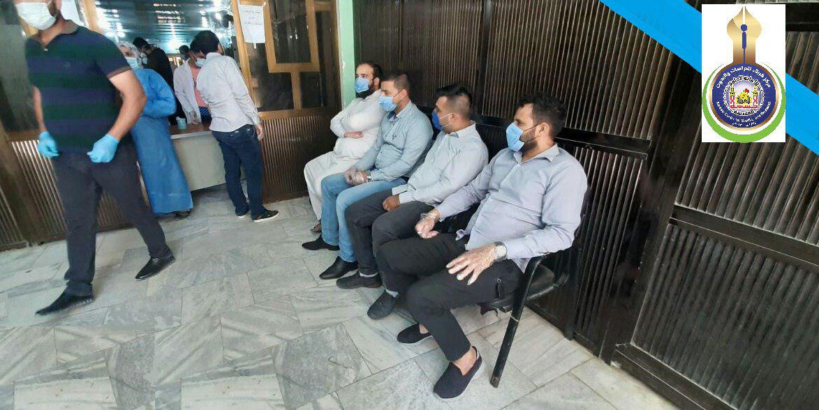 منتسبو مركز كربلاء للدراسات والبحوث يشاركون في حملة جماعية للتبرع بالدم