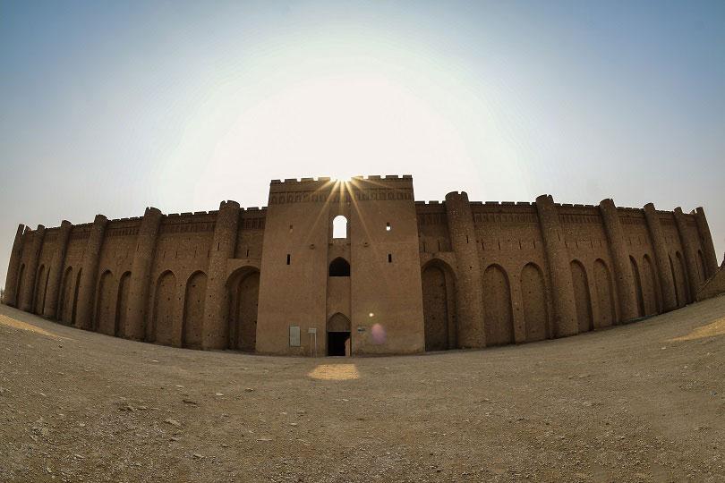 بين السطور .. قصر الاخيضر تسمية وتاريخ