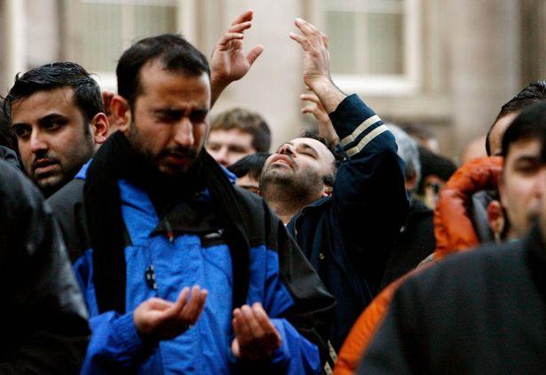 Pictures: Ashura's rituals in UK's Birmingham