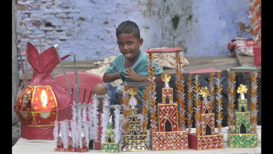 India: Covid continues to cast a cloud on "Tazia" makers