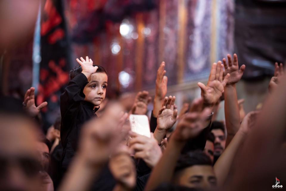 علّامة هندي يتسائل: العالم كله يذرف الدموع على إستشهاد الحسين "ع"، فهل من ذِكرٍ لقاتله؟
