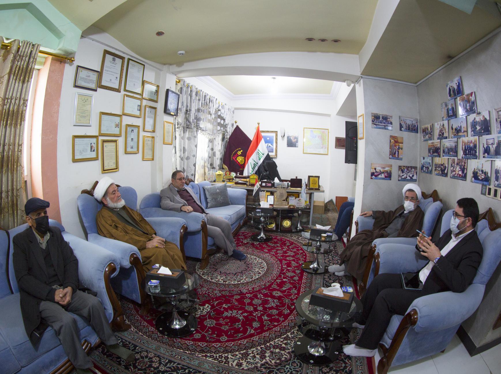 مركز كربلاء للدراسات والبحوث يستقبل وفد المجمع العالمي لأهل البيت "عليهم السلام"