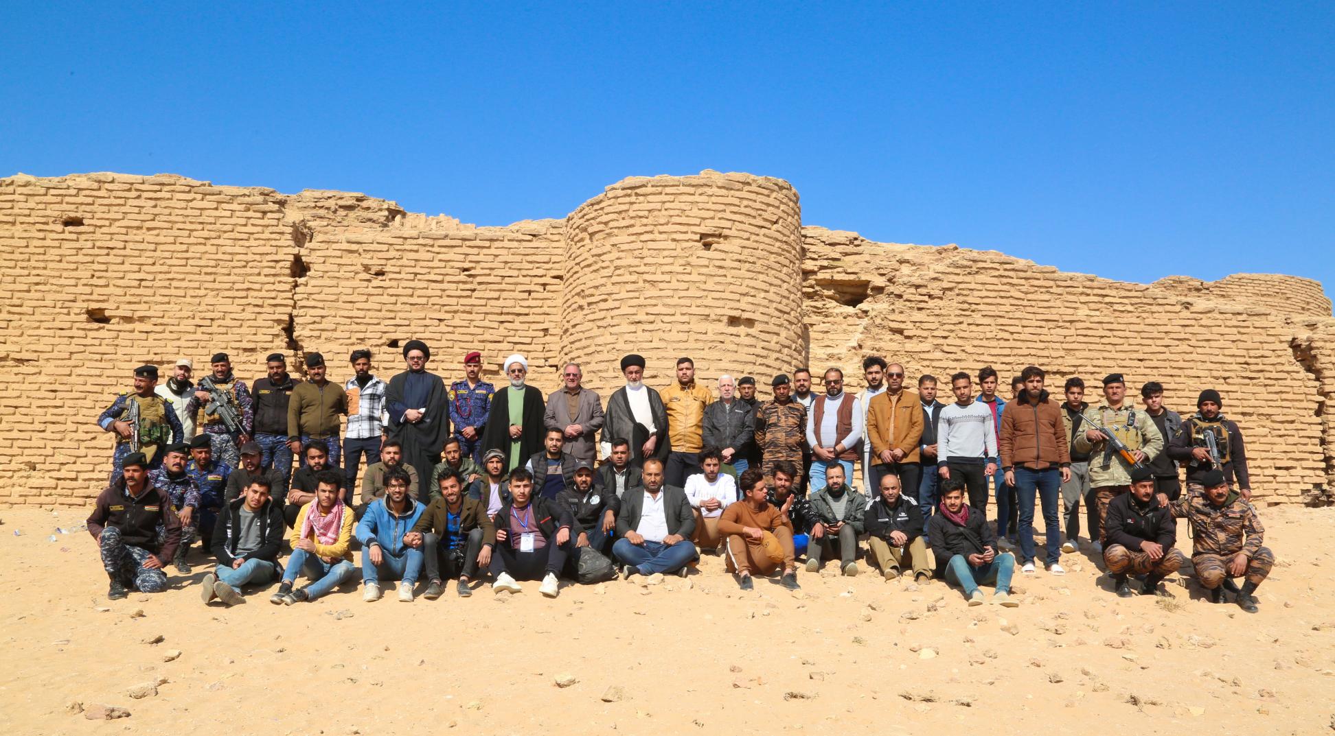 مركز كربلاء للدراسات والبحوث يطلق معسكره الأول في منازل مسير الامام الحسين عليه السلام