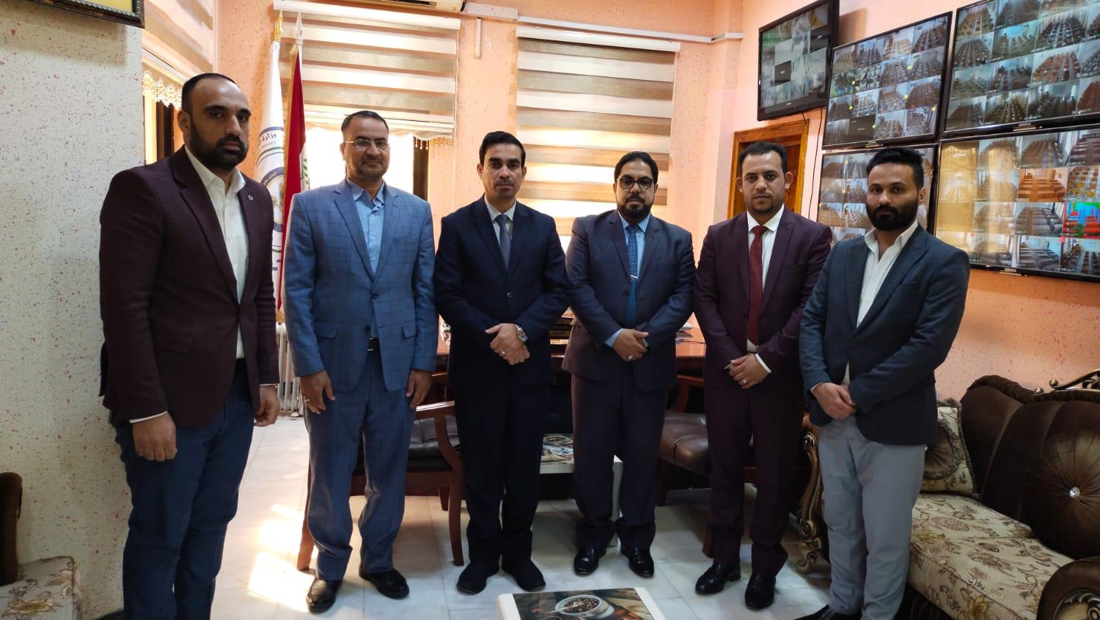 عمادة كلية التربية للعلوم الإنسانية في جامعة المثنى تستقبل وفد مركز كربلاء
