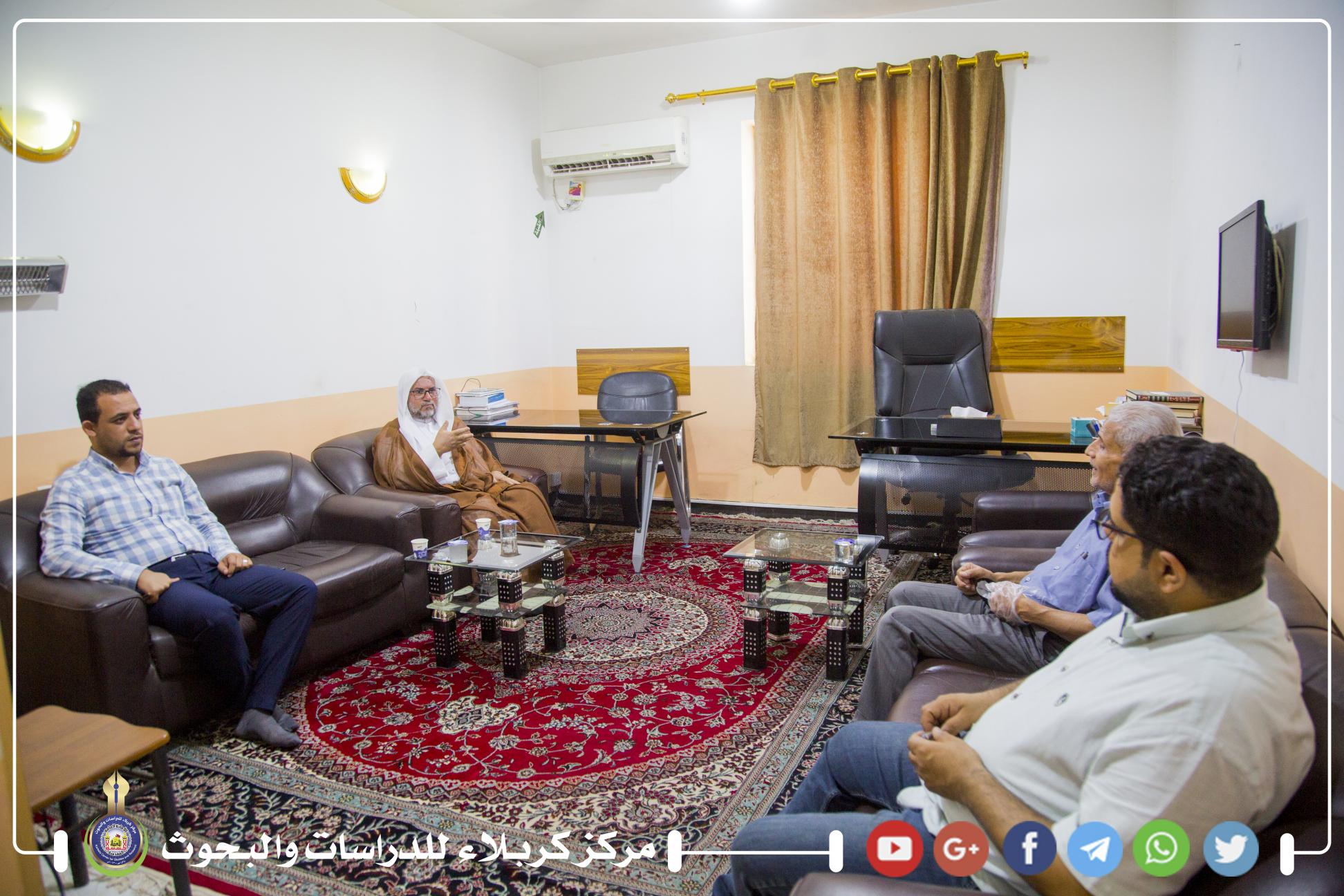 باحث إسلامي عربي يزور مركز كربلاء للدراسات والبحوث ويطلّع على نشاطات المركز العلمية