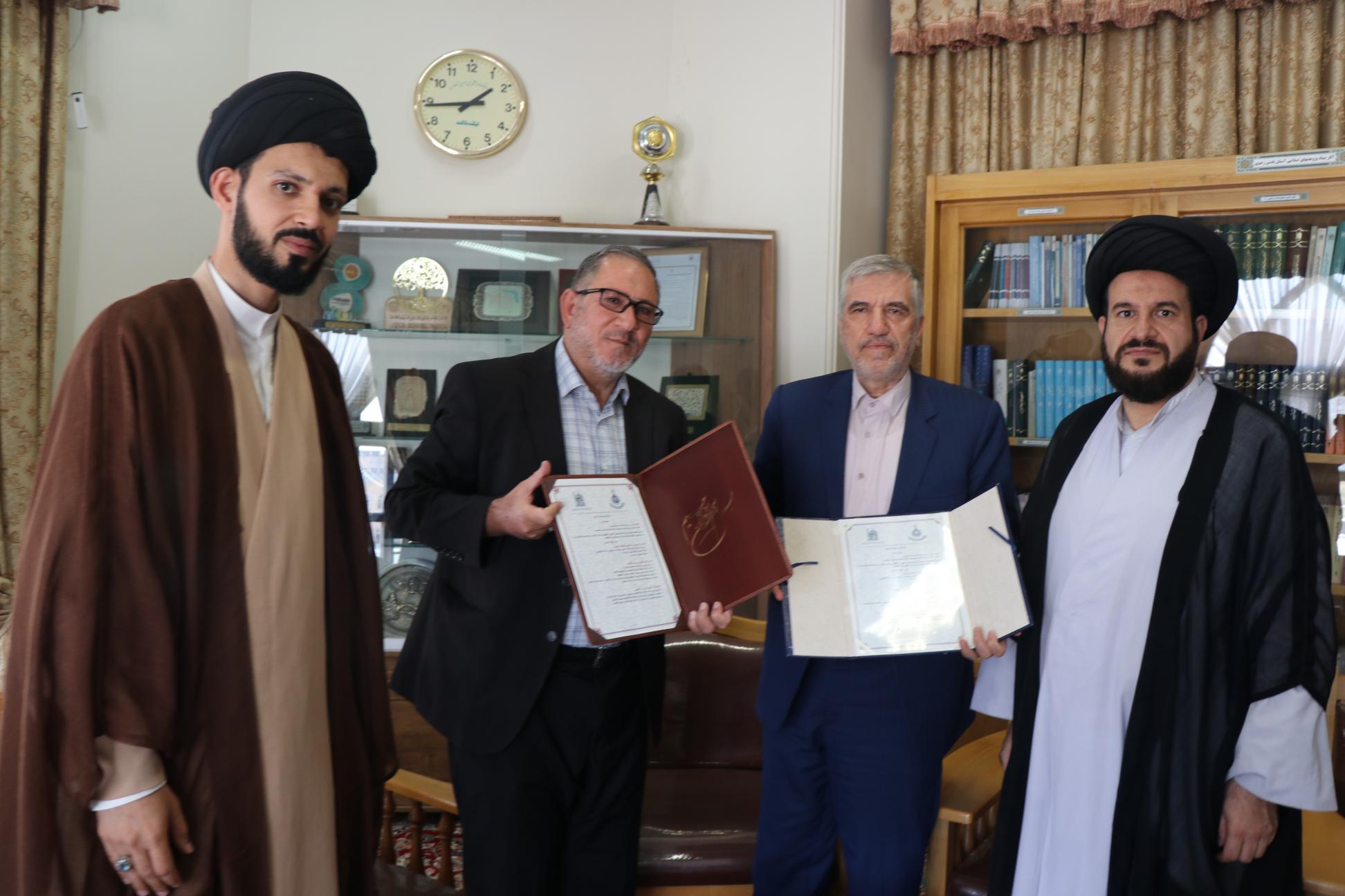 مركز كربلاء للدراسات والبحوث يوقع اتفاقية تعاون مشترك مع مجمع البحوث الإسلامية التابع للعتبة الرضوية المقدسة