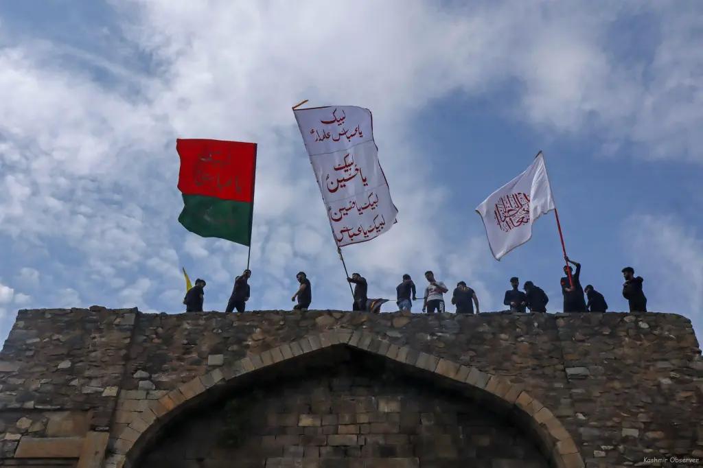 Thousands observe 7th Muharram rituals in Kashmir's Srinagar 