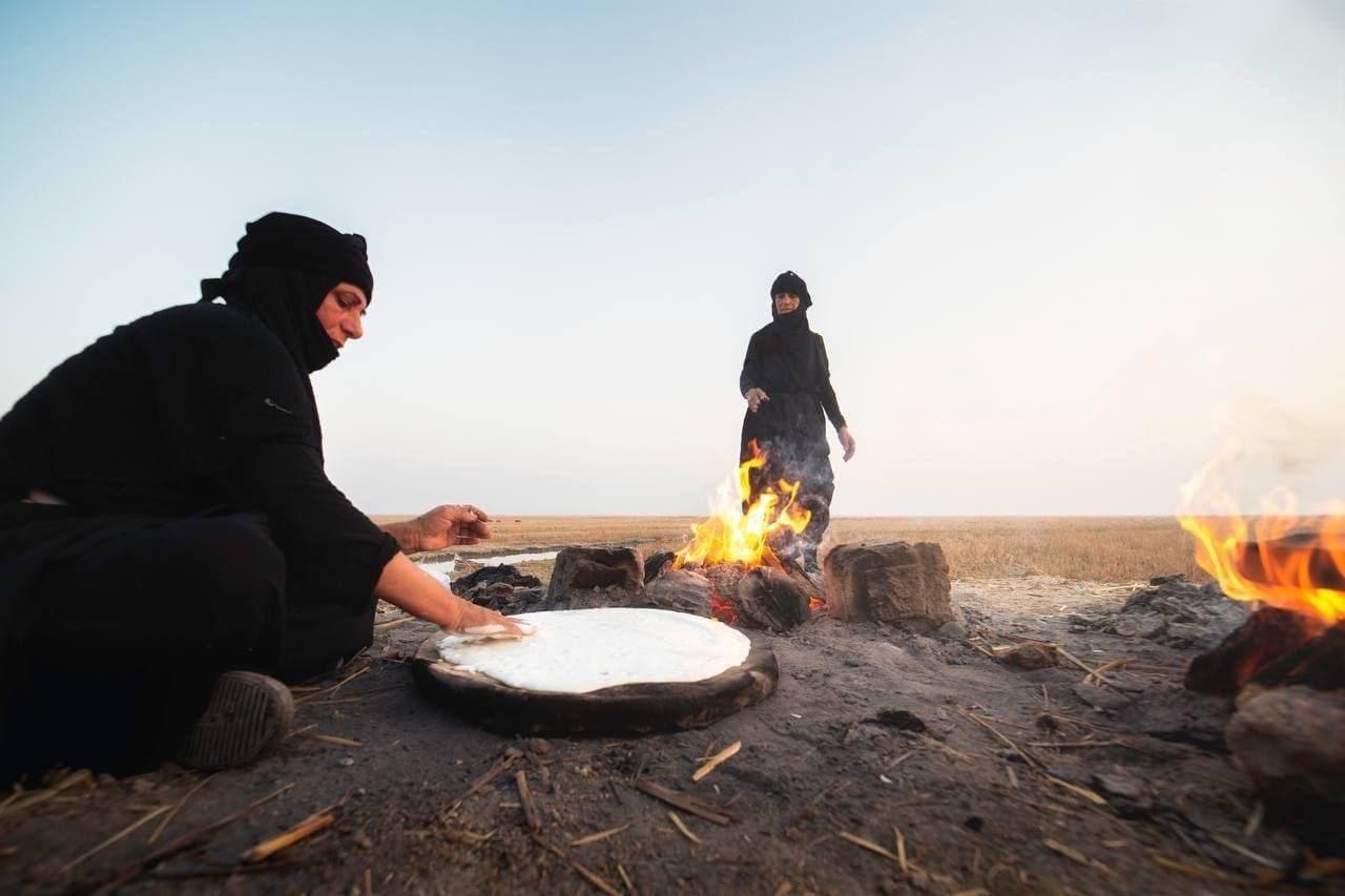 بالصور || الطابگ والبيض .. فطور صباحي لزائري الامام الحسين (عليه السلام) في مدينة الناصرية