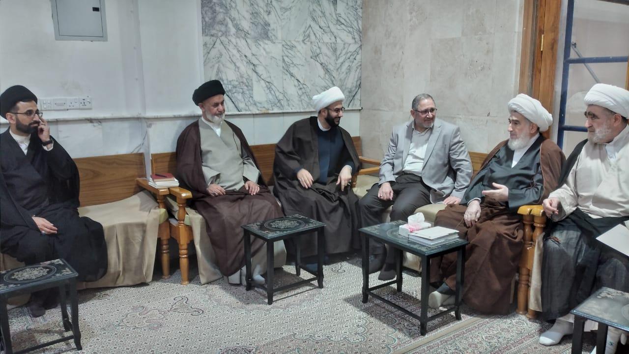 وفد مركز كربلاء للدراسات والبحوث يدعو علماء وفقهاء وفضلاء الحوزة العلمية في النجف الأشرف لحضور المؤتمر العالمي الثالث لإحياء تراث علماء كربلاء