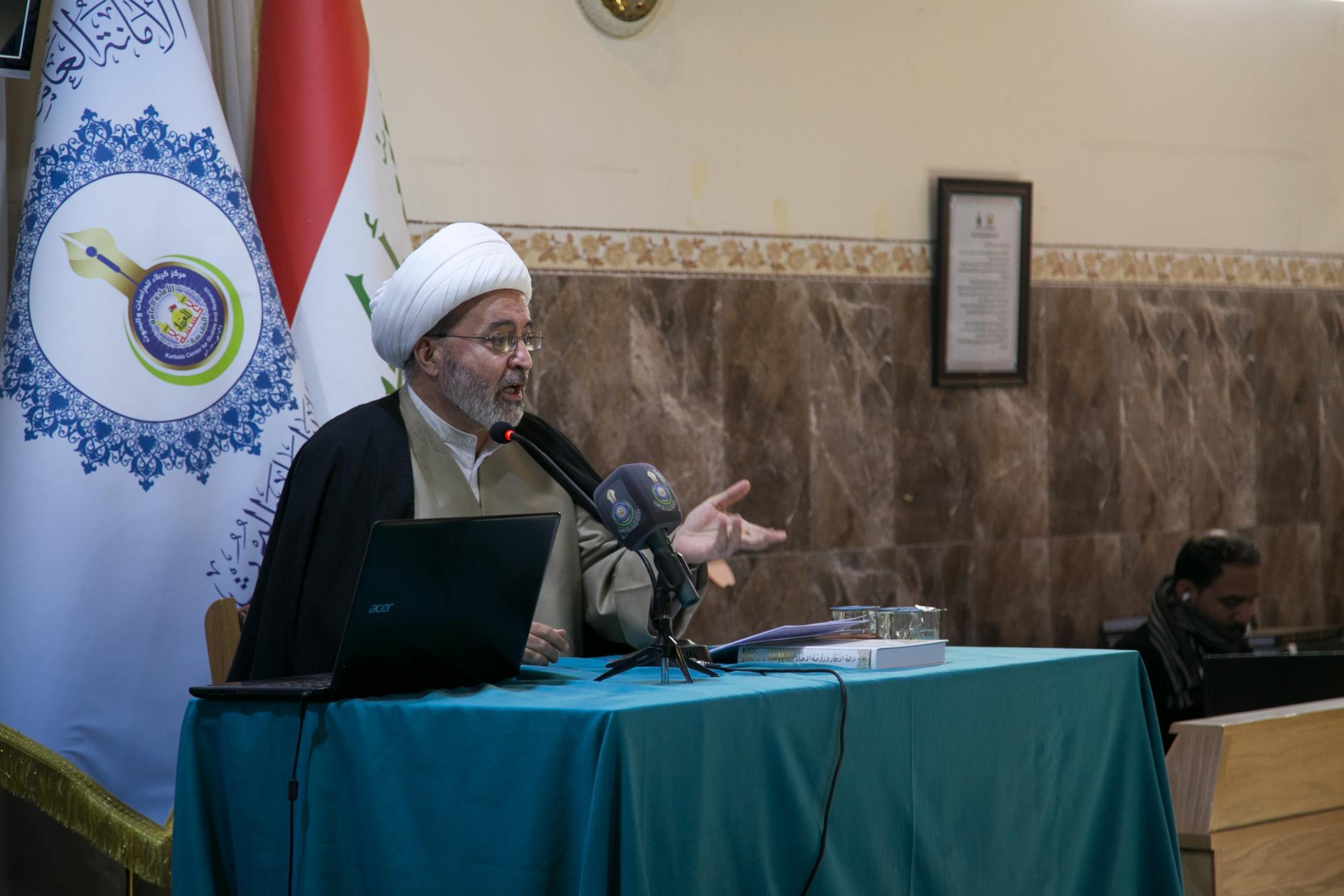 بالصور.. اليوم الثاني لدورة تحقيق المخطوطات التي ينظمها مركز كربلاء للدراسات والبحوث في العتبة الحسينية المقدسة