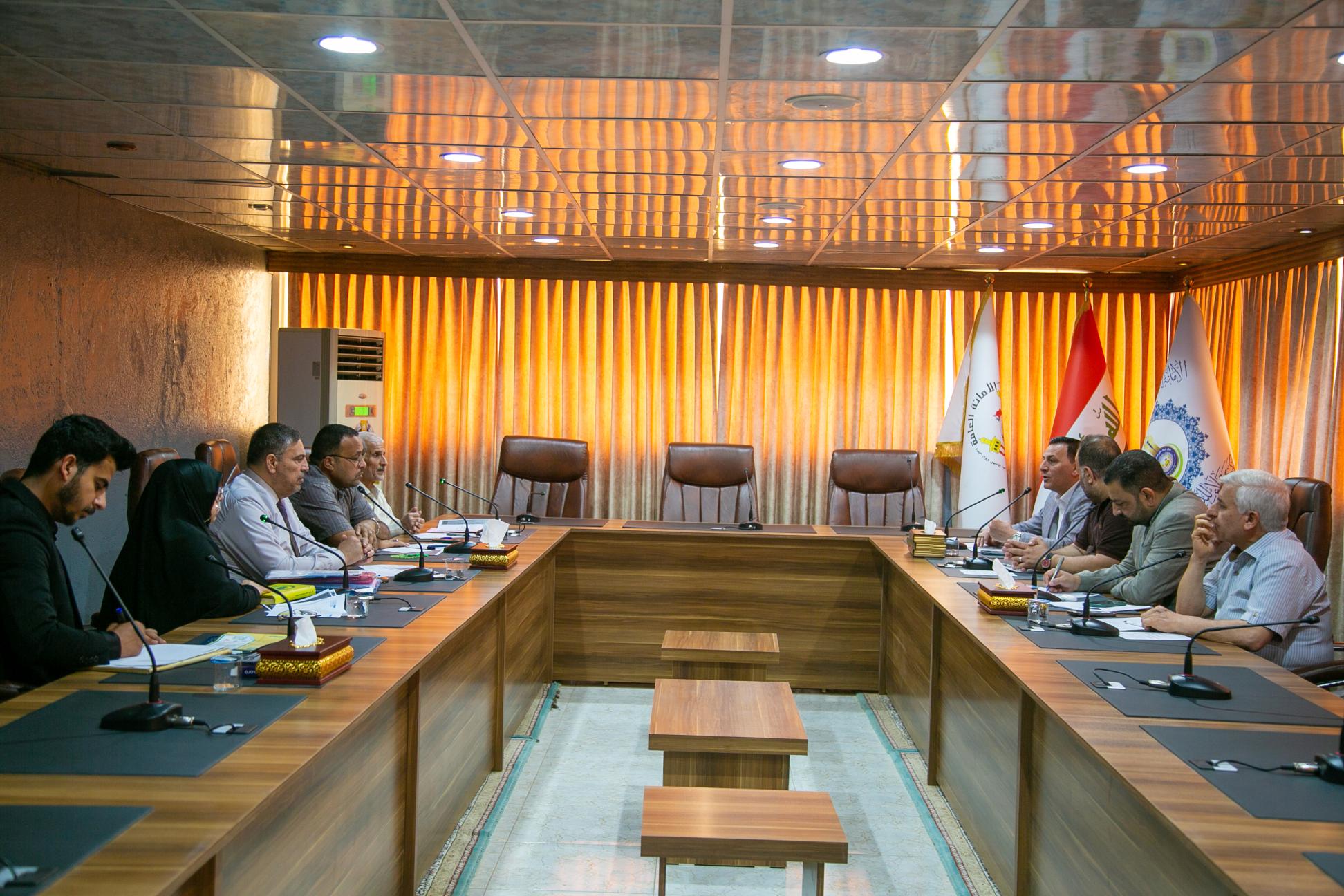 إدارة مركز كربلاء تعقد اجتماعها الدوري لمناقشة الاستعدادات التحضيرية لمؤتمر زيارة الأربعين السابع