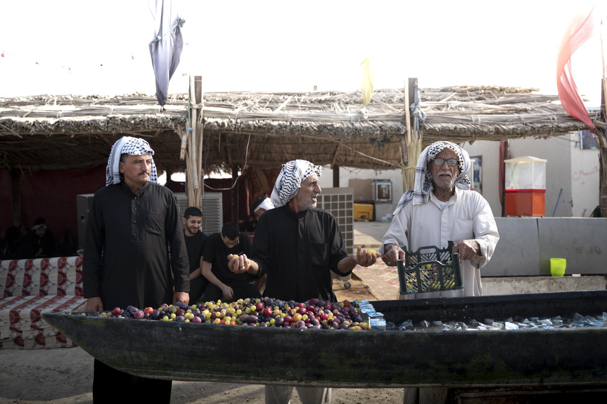 من البحر إلى النحر.. مشحوف لا يجف