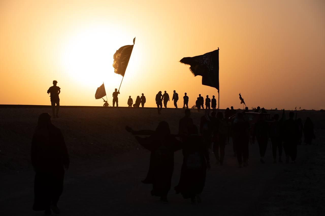 شذرات في حضرة سيد الأربعين..الحسين (عليه السلام)