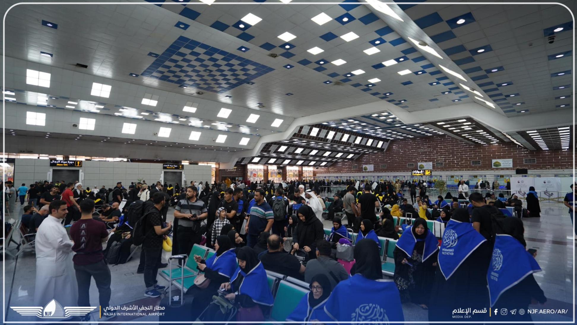 أكثر من 20 ألف زائر يصلون عبر مطار النجف يوم أمس الخميس