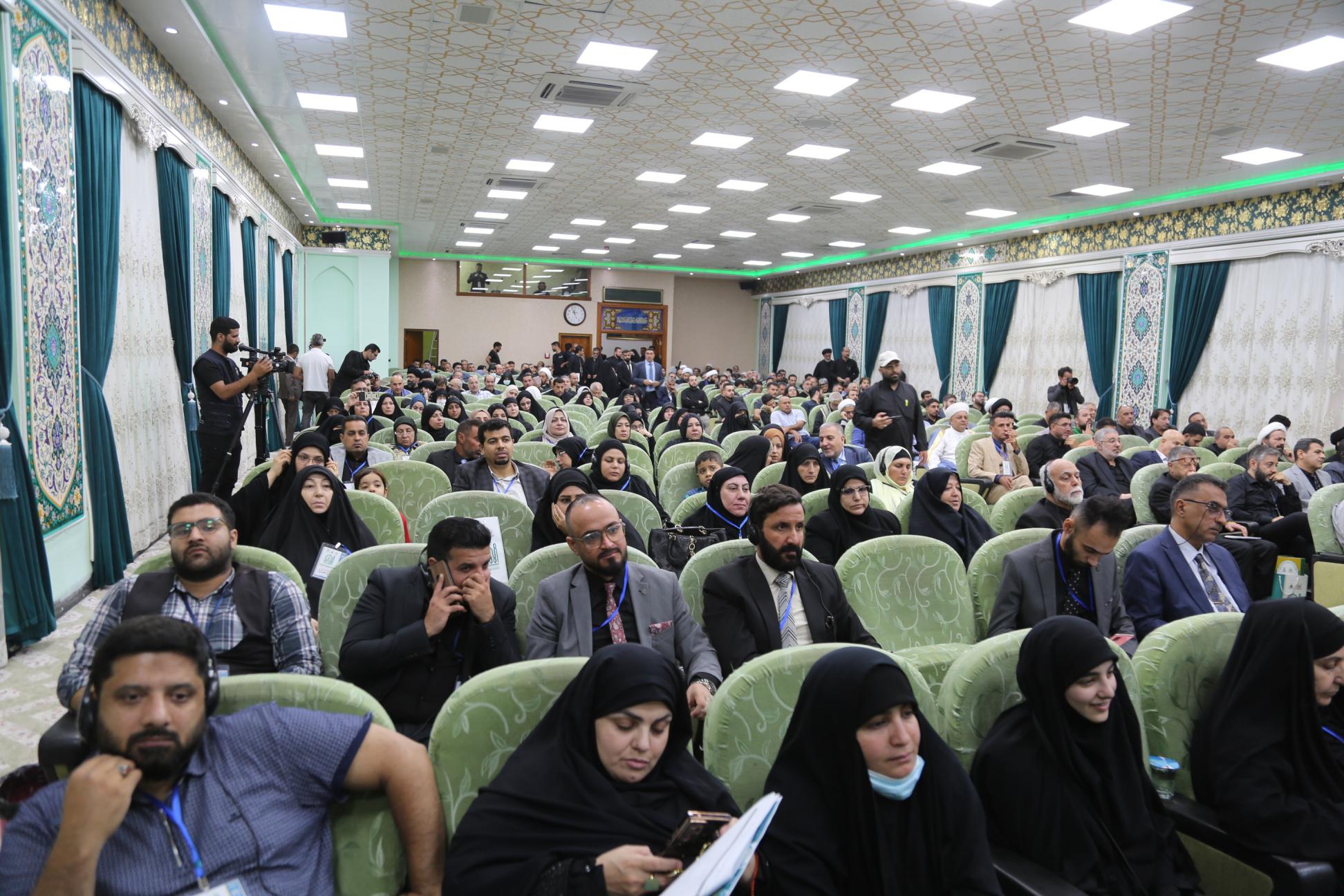انعقاد الجلسة الافتتاحية للمؤتمر العلمي الدولي السابع لزيارة الأربعين برعاية المتولي الشرعي للعتبة الحسينية المقدسة سماحة الشيخ عبد المهدي الكربلائي (دام عزه)
