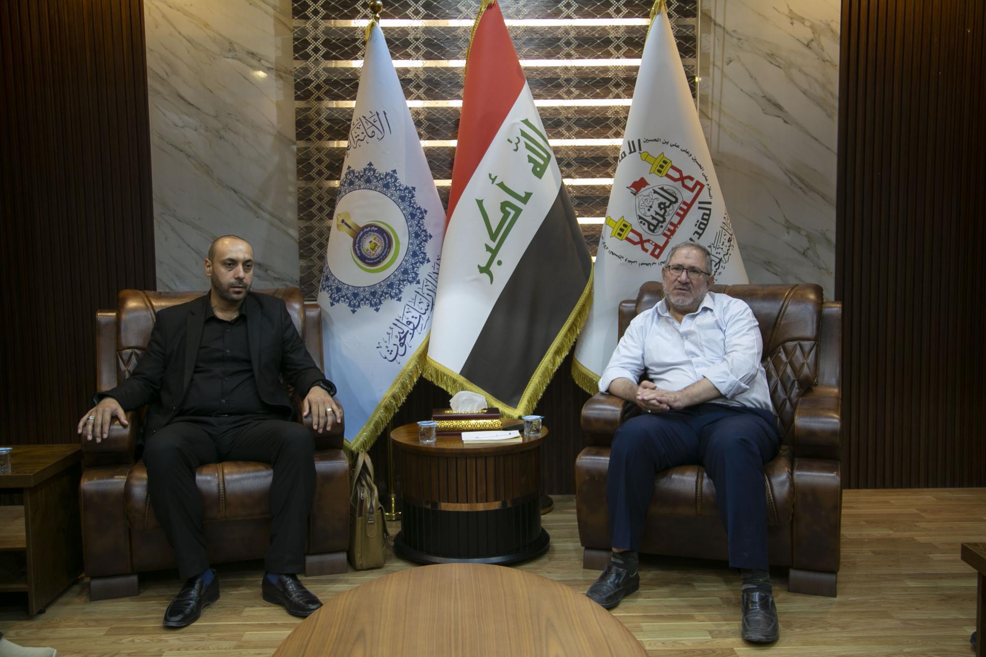 مدير المركز يجتمع بشعبة الاعلام والعلاقات العامة