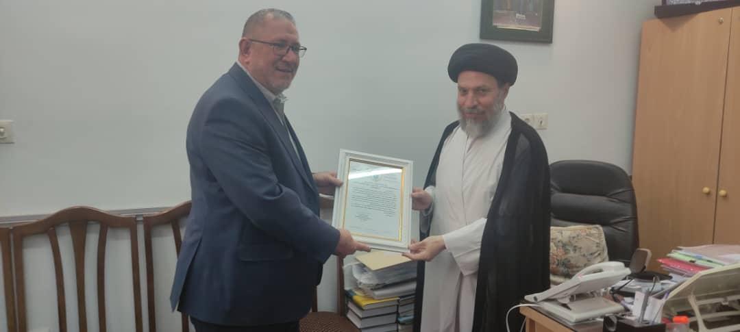 ديدار مدیر مرکز كربلا للدراسات والبحوث از حجة الإسلام والمسلمين سيد ریاض حکیم (دام عزه)