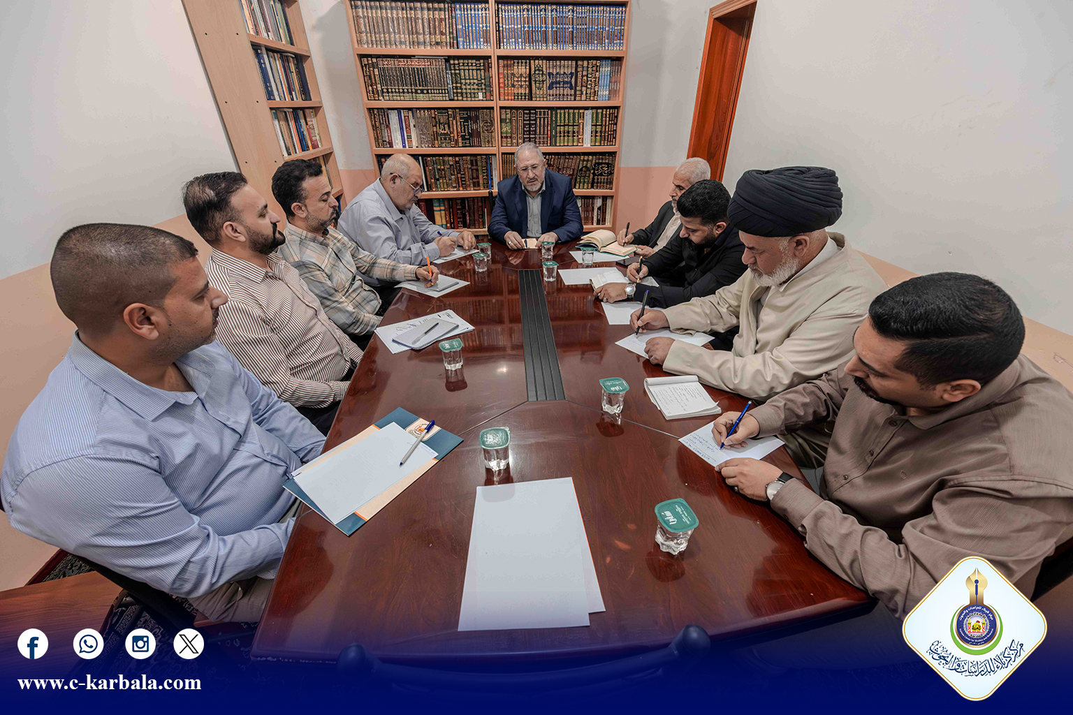 مركز كربلاء للدراسات والبحوث يعقد اجتماعه الدوري لتعزيز كفاءة الأداء وتكامل العمل المؤسسي